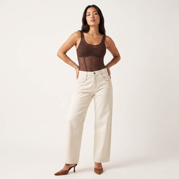 Curved Pocket Straight-Leg Jeans