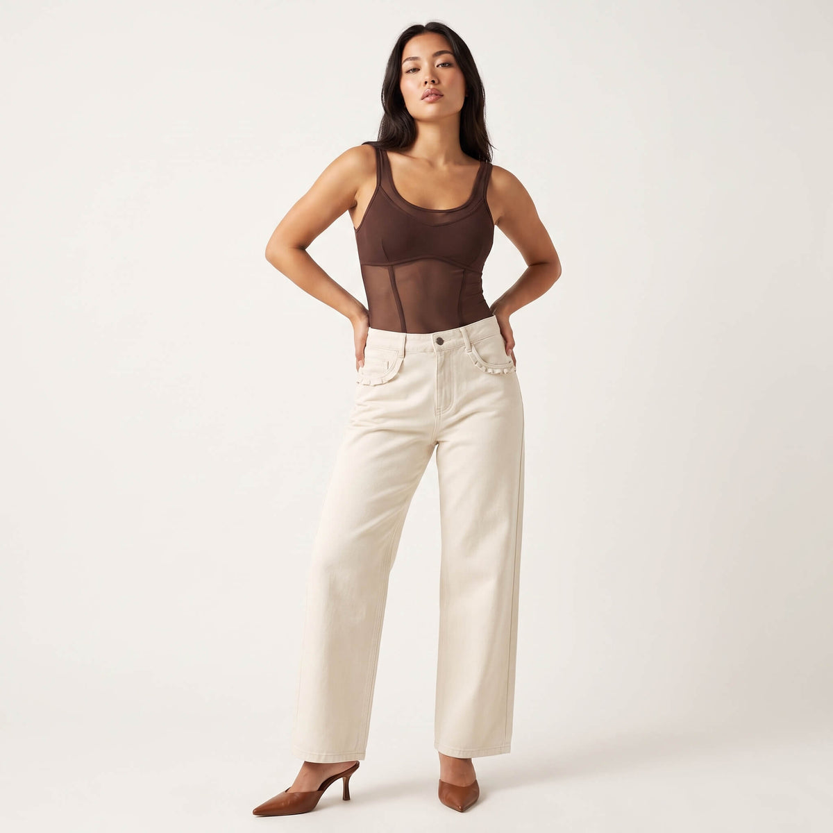 Curved Pocket Straight-Leg Jeans