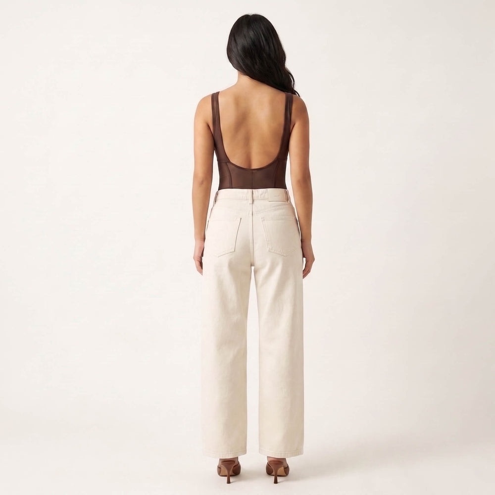 Curved Pocket Straight-Leg Jeans
